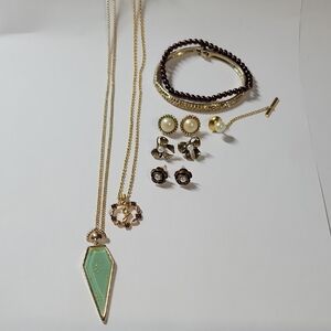 Elegant Gold  Tone and Green Pendant Necklace Lot